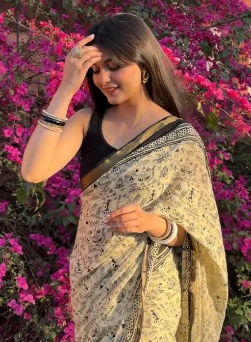 Premium cotton mulmul saree with maheshwari border