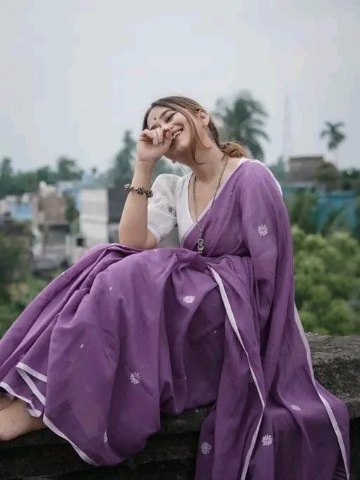 Khadi jil mil saree