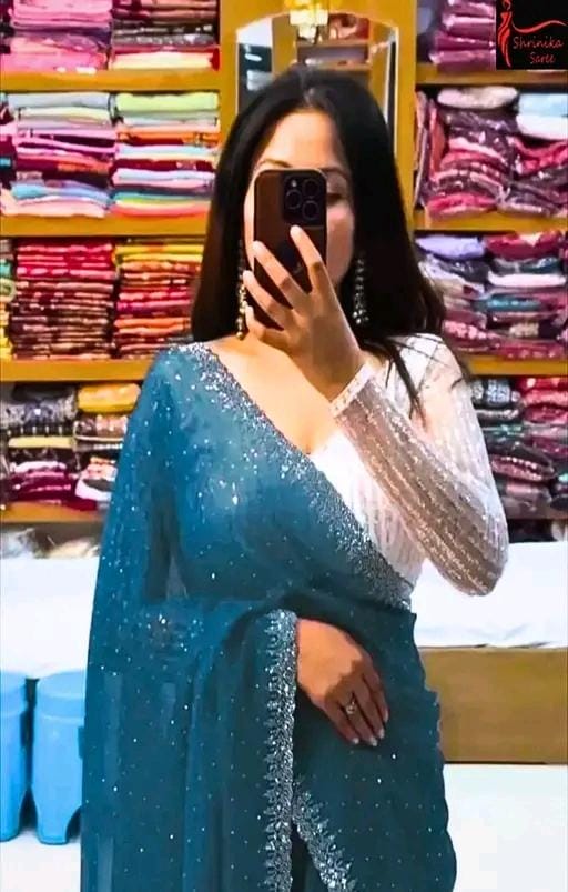 Georgette cutwork fancy diamond saree with blouse