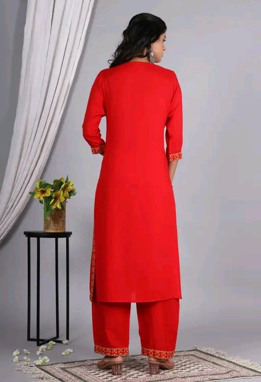 LVISH CRAFTS Women Rayon A-line Embroidred Long Kurti With Palazzos and Dupatta Set