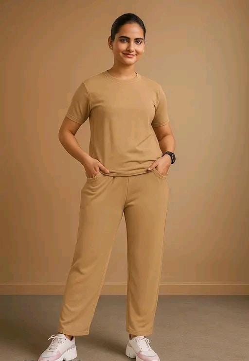 New fancy trand women cotton t shirt and track pent set