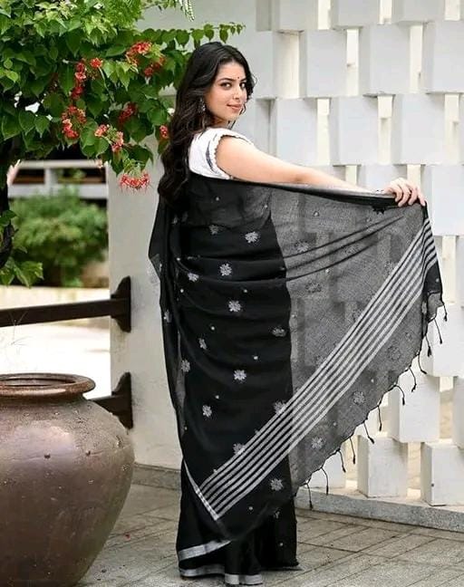 Khadi jil mil saree