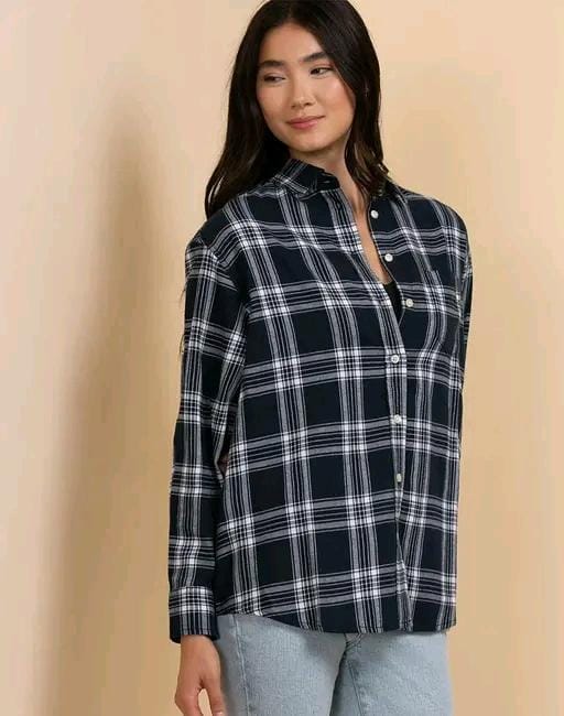 Pretty graceful women shirts
