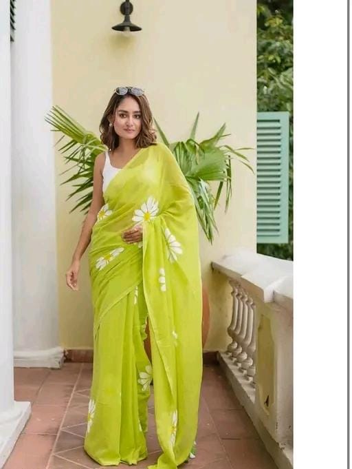 Floral linen printed saree for women