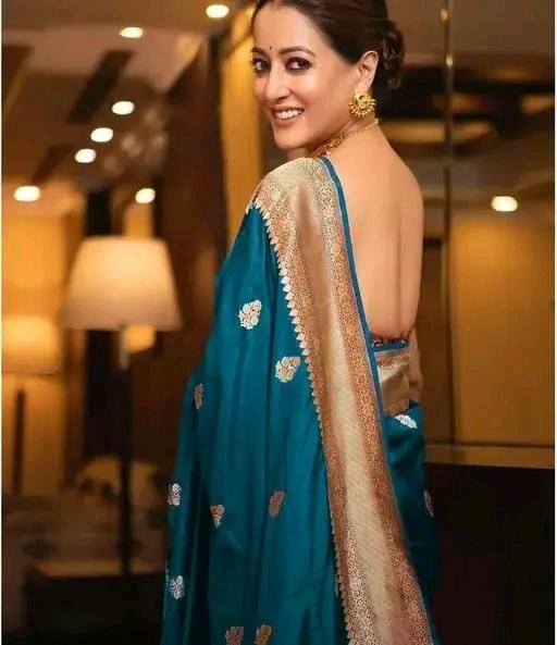 Mor pinch color cute soft and litchi silk saree