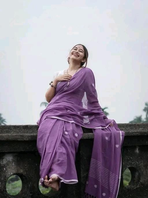 Khadi jil mil saree