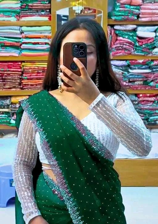 Georgette cutwork fancy diamond saree with blouse