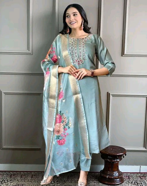 Chikankari kurti and plazoo