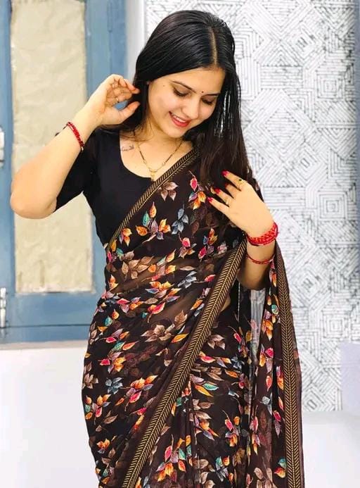 Printed saree with lace border