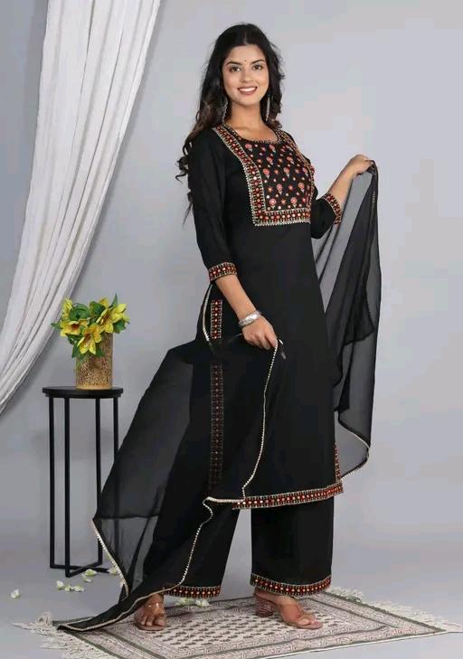 LVISH CRAFTS Women Rayon A-line Embroidred Long Kurti With Palazzos and Dupatta Set