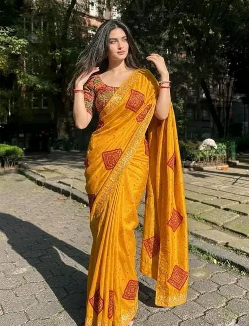 Women party wear saree for wending bandhani print saree