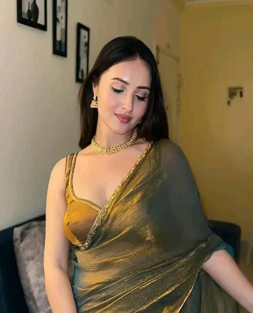 Aakarsha petite saree