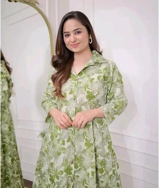 Women fancy kurti with bottomwear