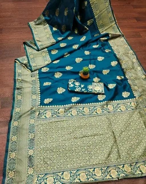 Mor pinch color cute soft and litchi silk saree
