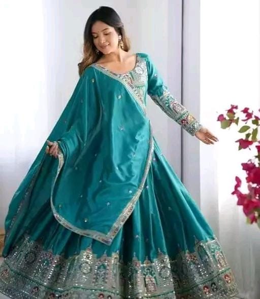 Wedding wear chaniya choli erfect for navratri for peach colour