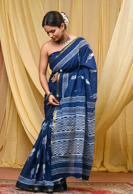 Women fancy elegant cotton mulmul saree with luxury zari border