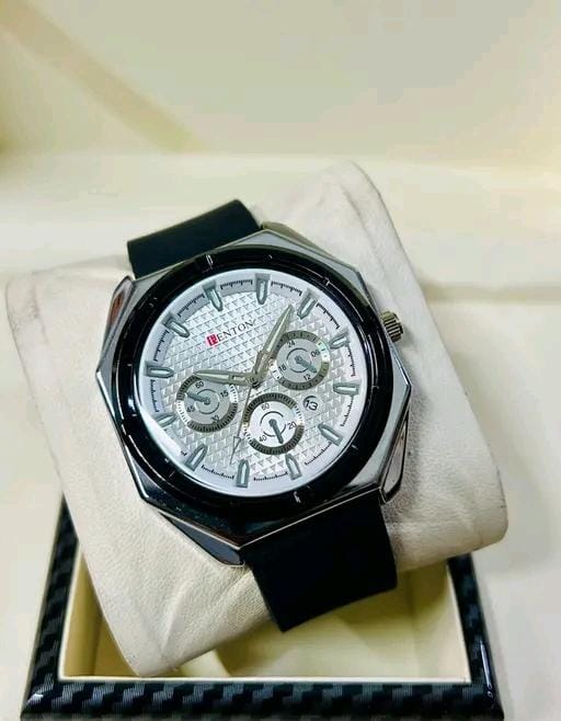 Round watch for men