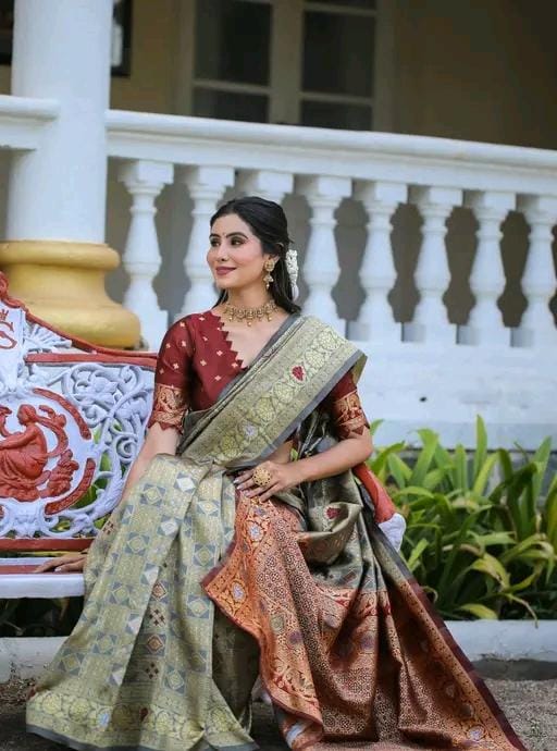 Fancy women cotton silk saree with blouse