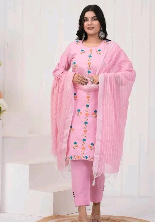 Women embroidery kurta set