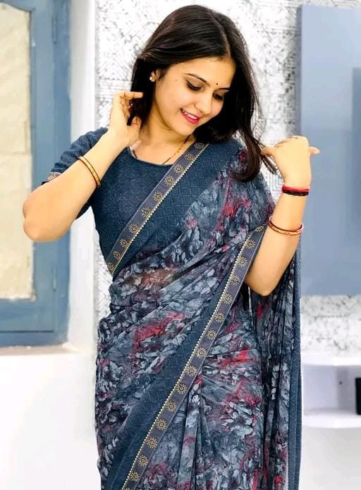 Georgette Printed Saree With lace border and blouse