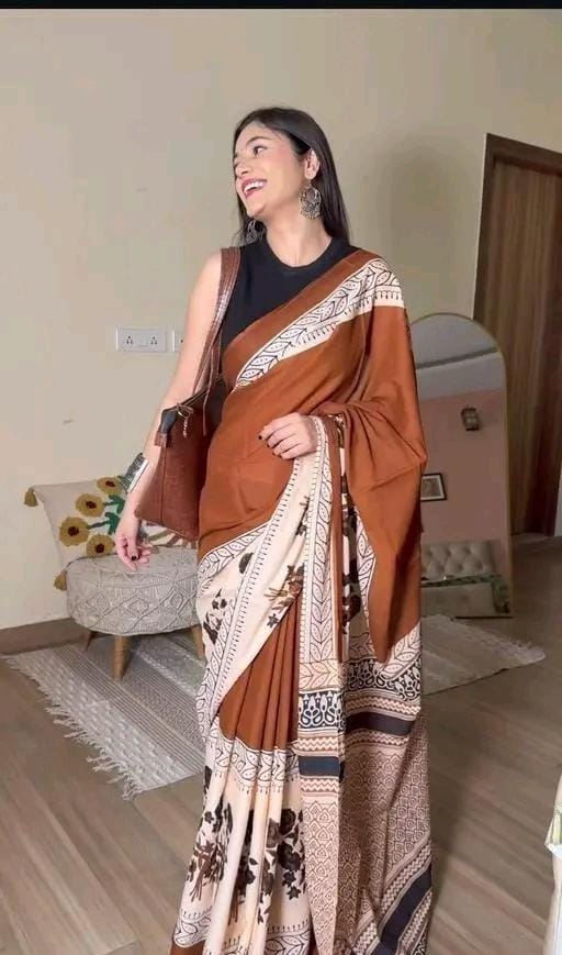 Women fancy cotton mulmul saree without blouse