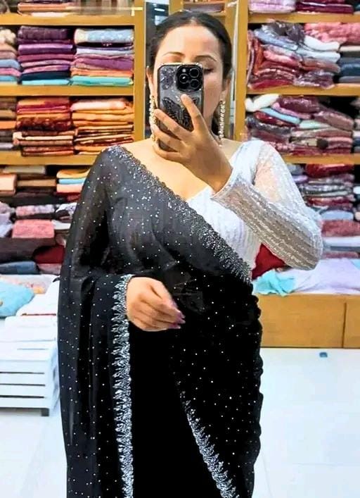 Georgette cutwork fancy diamond saree with blouse