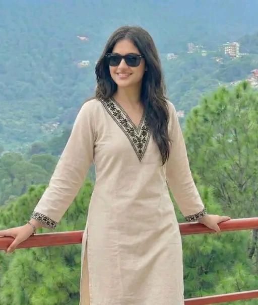 Womens kurti with botemwear 
Name: Womens kurti with botemwear