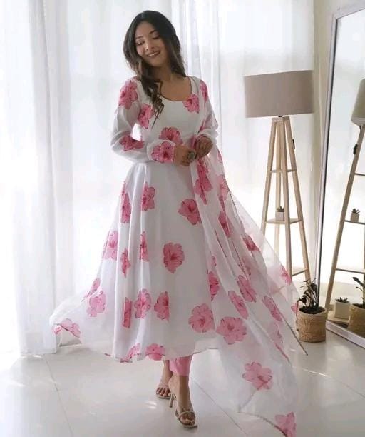 New fashion dress for girl