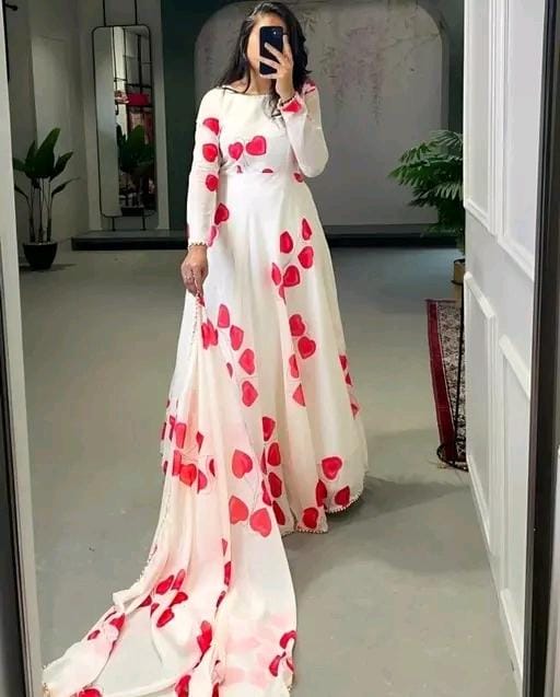 New fashion dress for girl