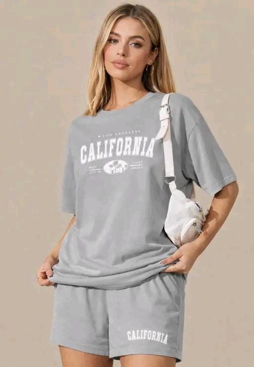 Women fancy round neck half sleeve top and shorts