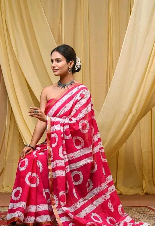 Women fancy elegant cotton mulmul saree with luxury zari border