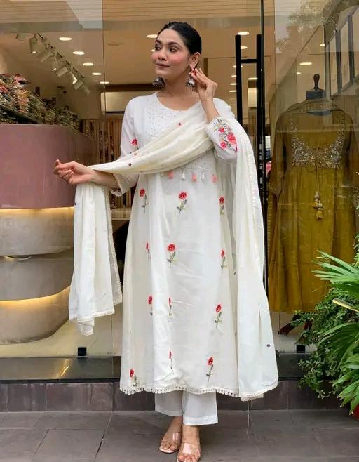 Rose Embroidered Anarkali Kurta Set with Dupatta
Name: Rose Embroidered Anarkali Kurta Set with Dupatta