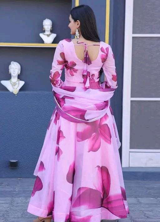 New fashion dress for girl