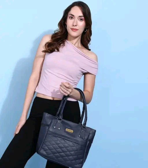 Stylish women handbag