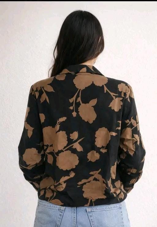 Black and brown ladies shirts
