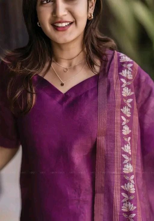 Women printed stright kurta with dupatta