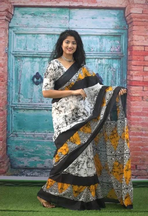 Cotton mulmul saree with blouse