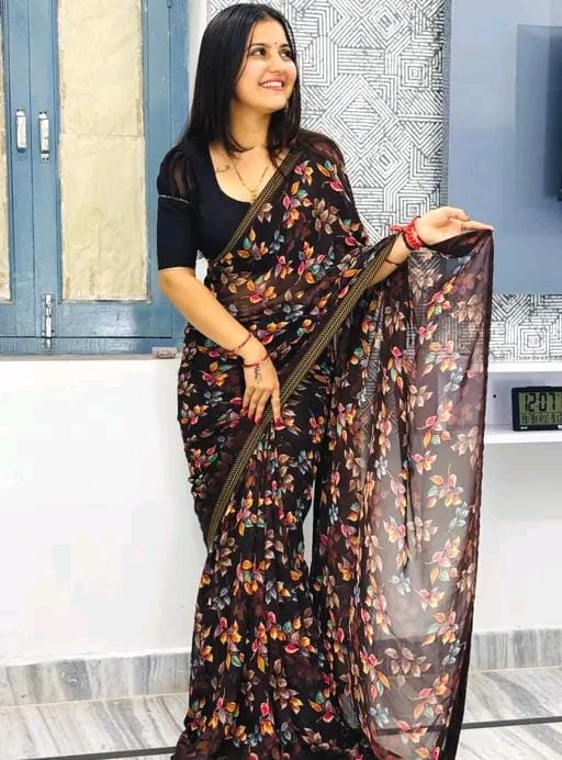 Printed saree with lace border