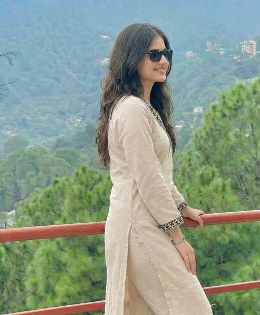 Womens kurti with botemwear 
Name: Womens kurti with botemwear