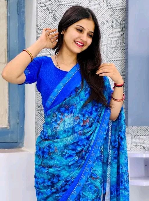 Georgette Printed Saree With lace border and blouse