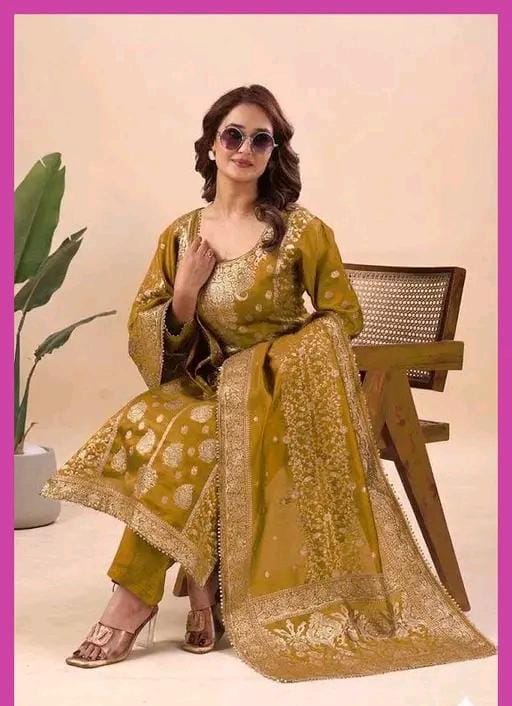 Unstitched suit material for women