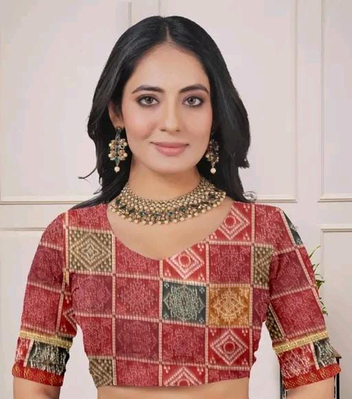 Fancy georgette plain saree with blouse