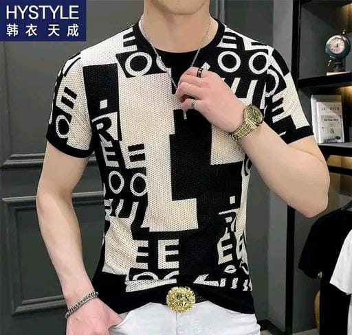 Mens regular round black tshirt