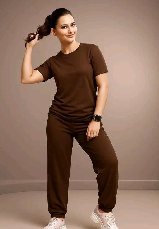New fancy trand women cotton t shirt and track pent set