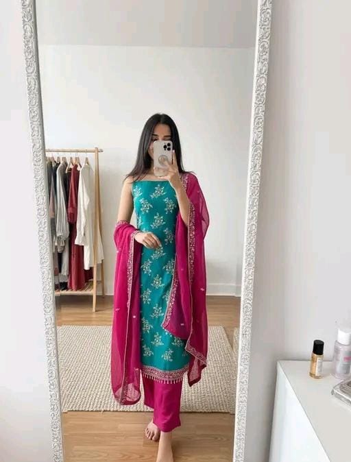 Soft & flowy georgette dress
