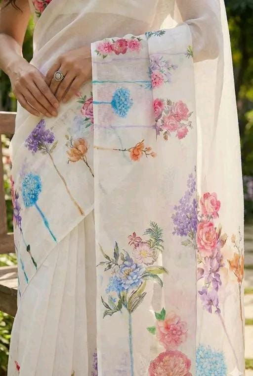 Women linen saree with floral digital print